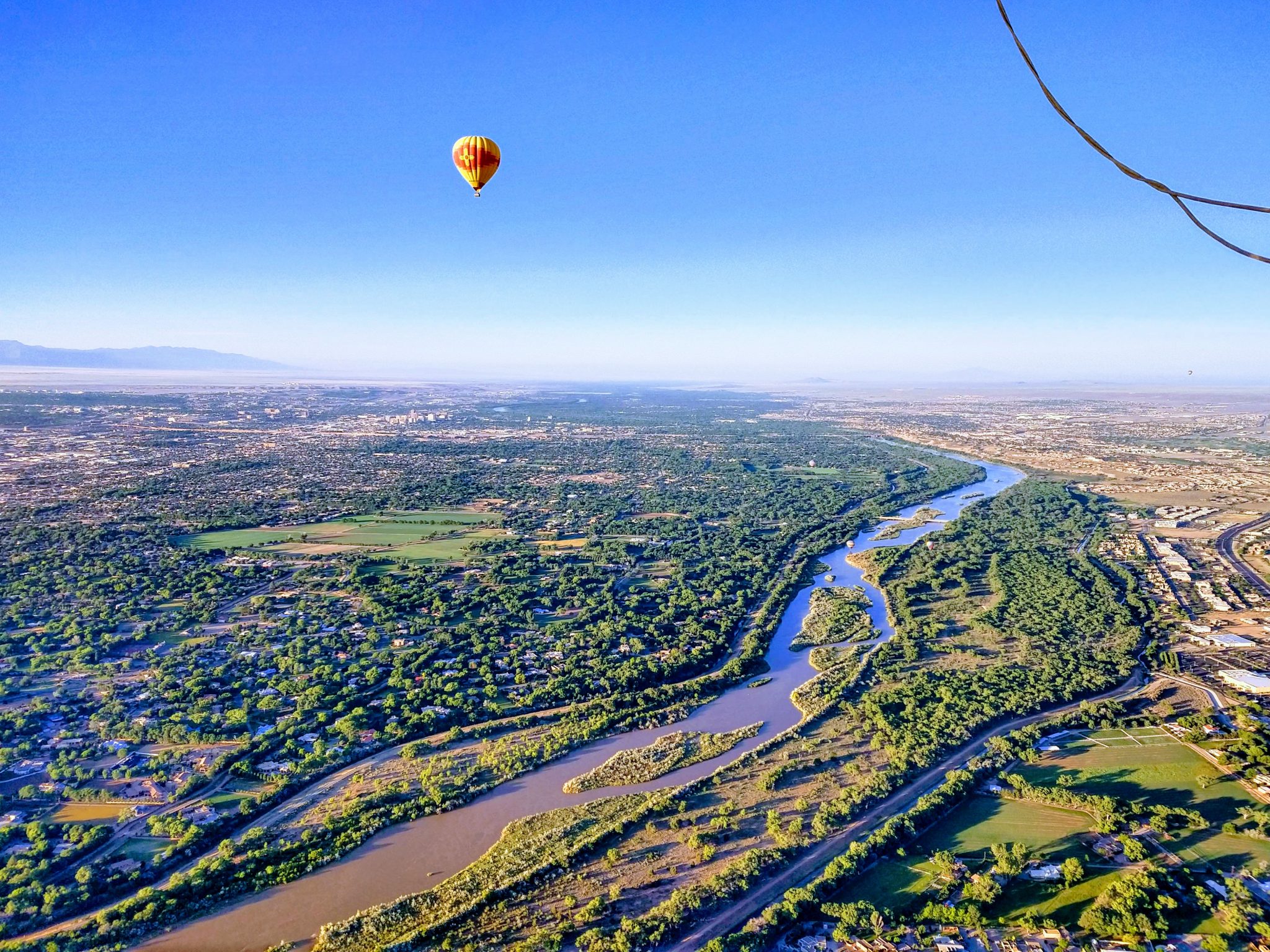 Balloon-over-Rio -Grande